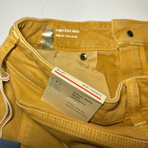 Universal Thread High Rise MIDI Shorts NWT Size 4/27 Yellow Gold - Picture 10 of 11